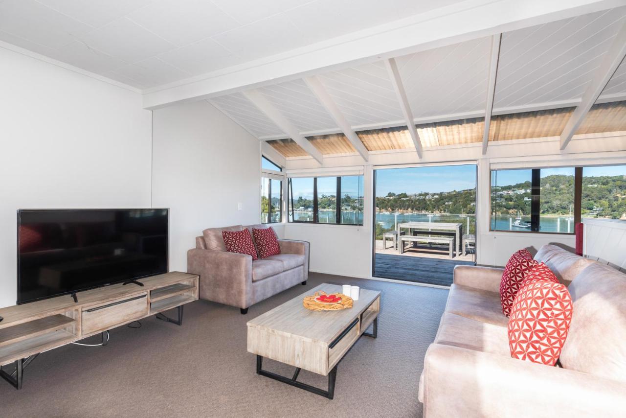 The Tide Watcher - Okiato Holiday Home Opua Eksteriør bilde
